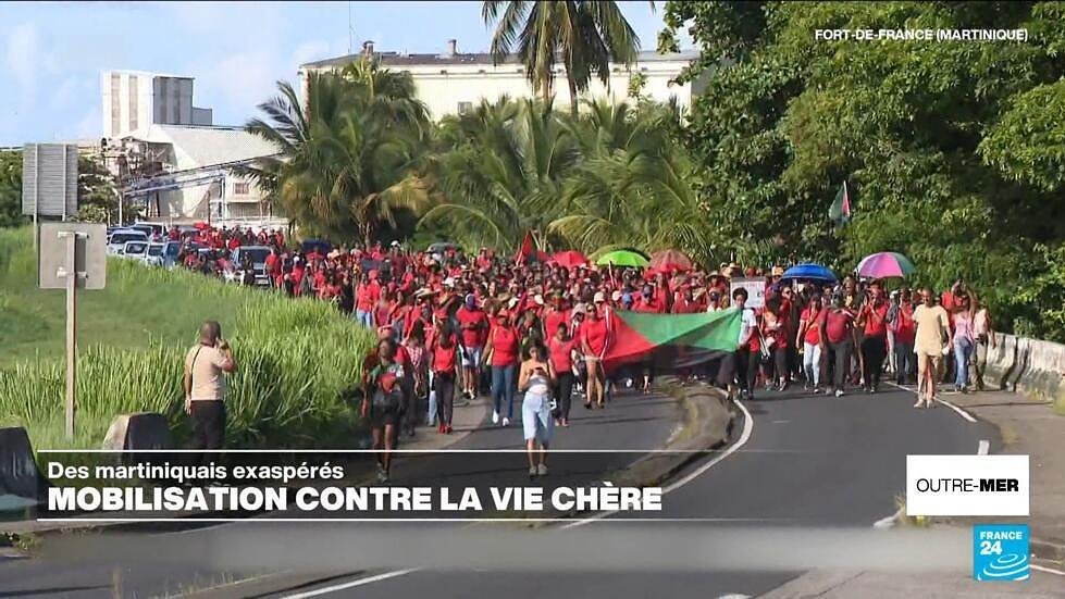 Illustration - Martinique : couvre-feu et interdiction de manifester