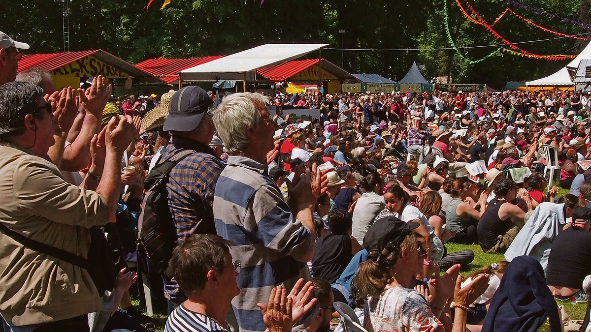 Illustration - la fête de Lutte ouvrière à Presles